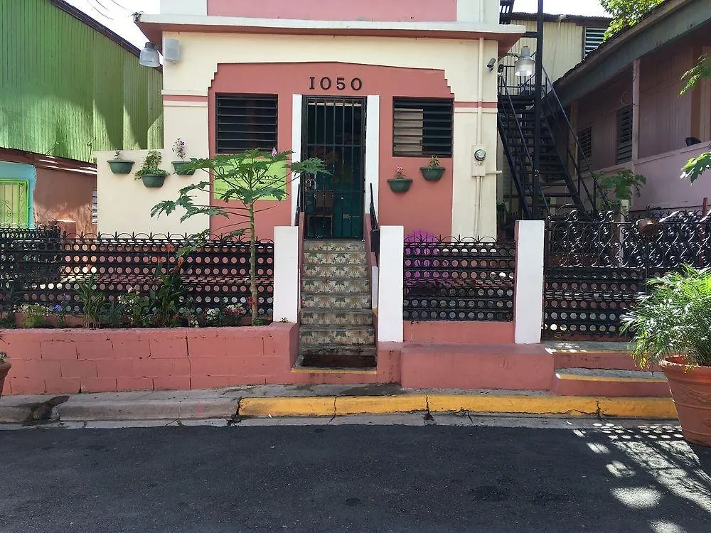 Hostal Albergue Casa Santurce San Juan
